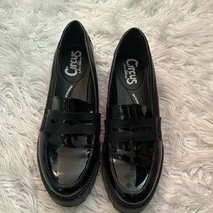Circus by Sam Edelman Dillon Women Black Patent Leather Chunky Penny Loafer
